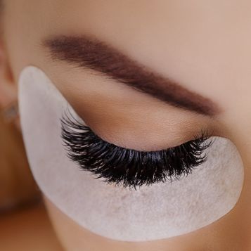 Mega Volume Lash Extensions